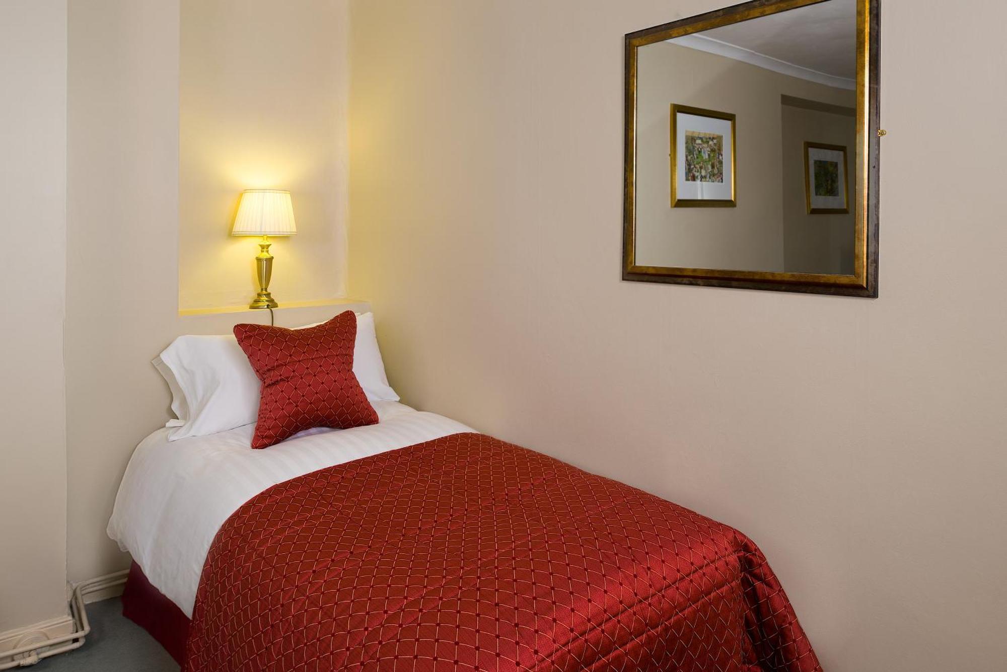 Marlborough Arms Hotel Woodstock Cameră foto